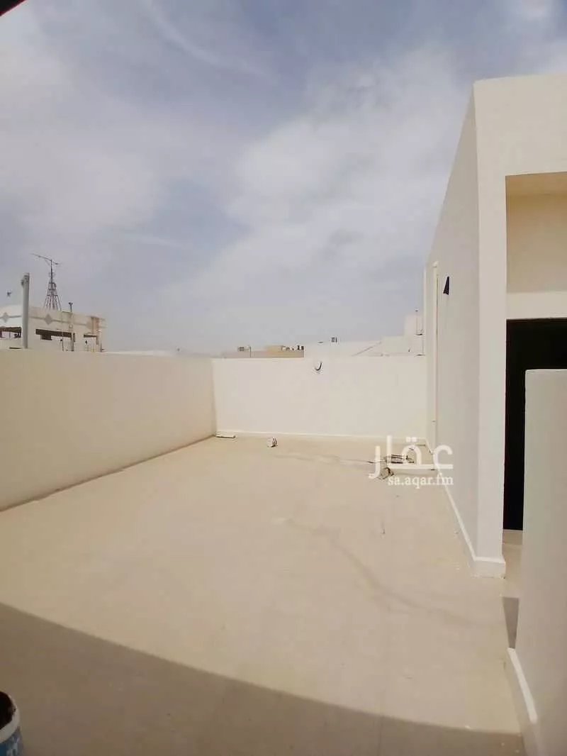 شقة 2 غرف في الخليج 6