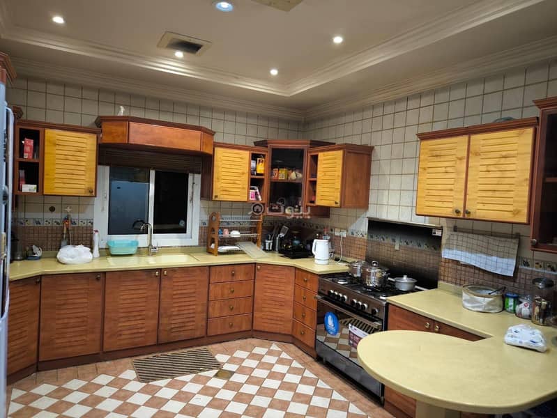 4 bedroom villa in Al Sahafah, Riyadh 6