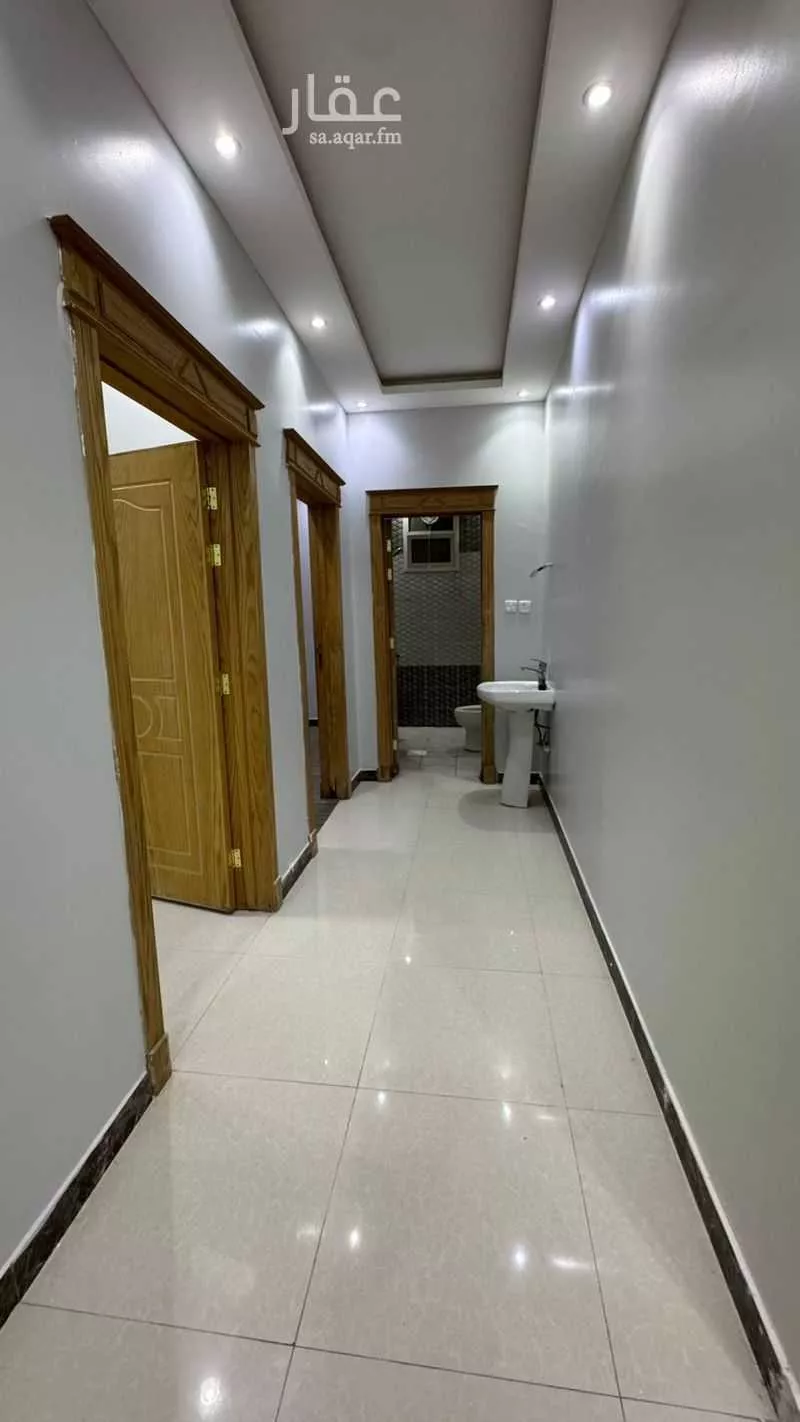5 bedroom floor in Al Rimal 4