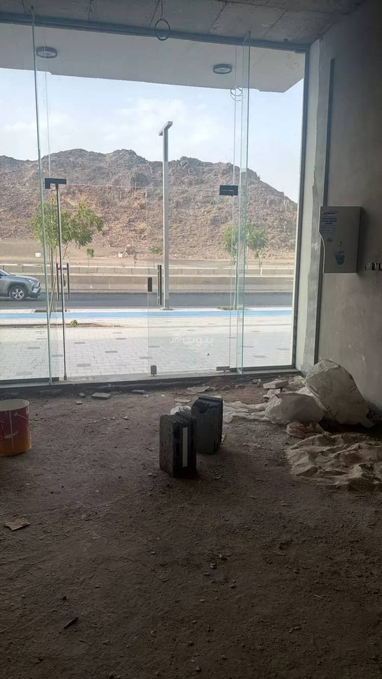 shop in Al Aziziyah, Madinah 2