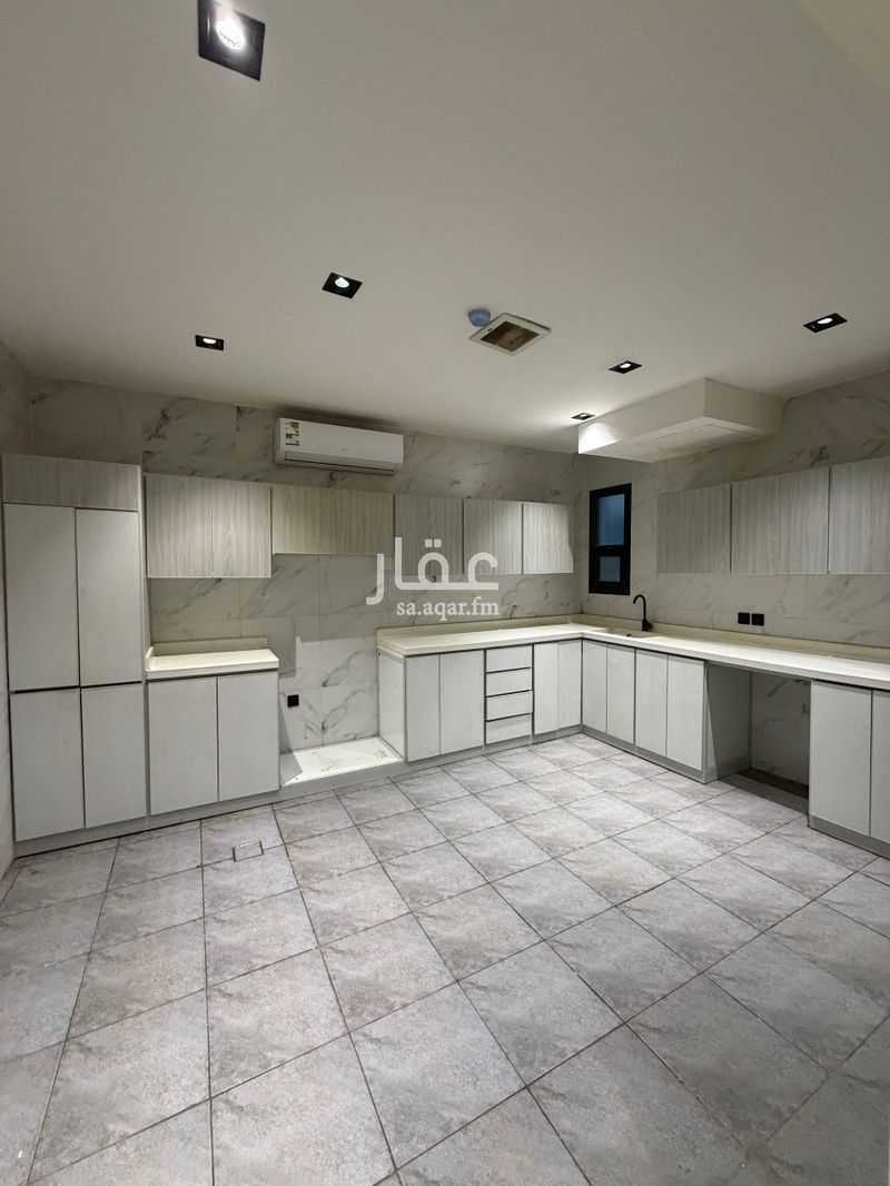 3 bedroom apartment in Okaz, Riyadh 4