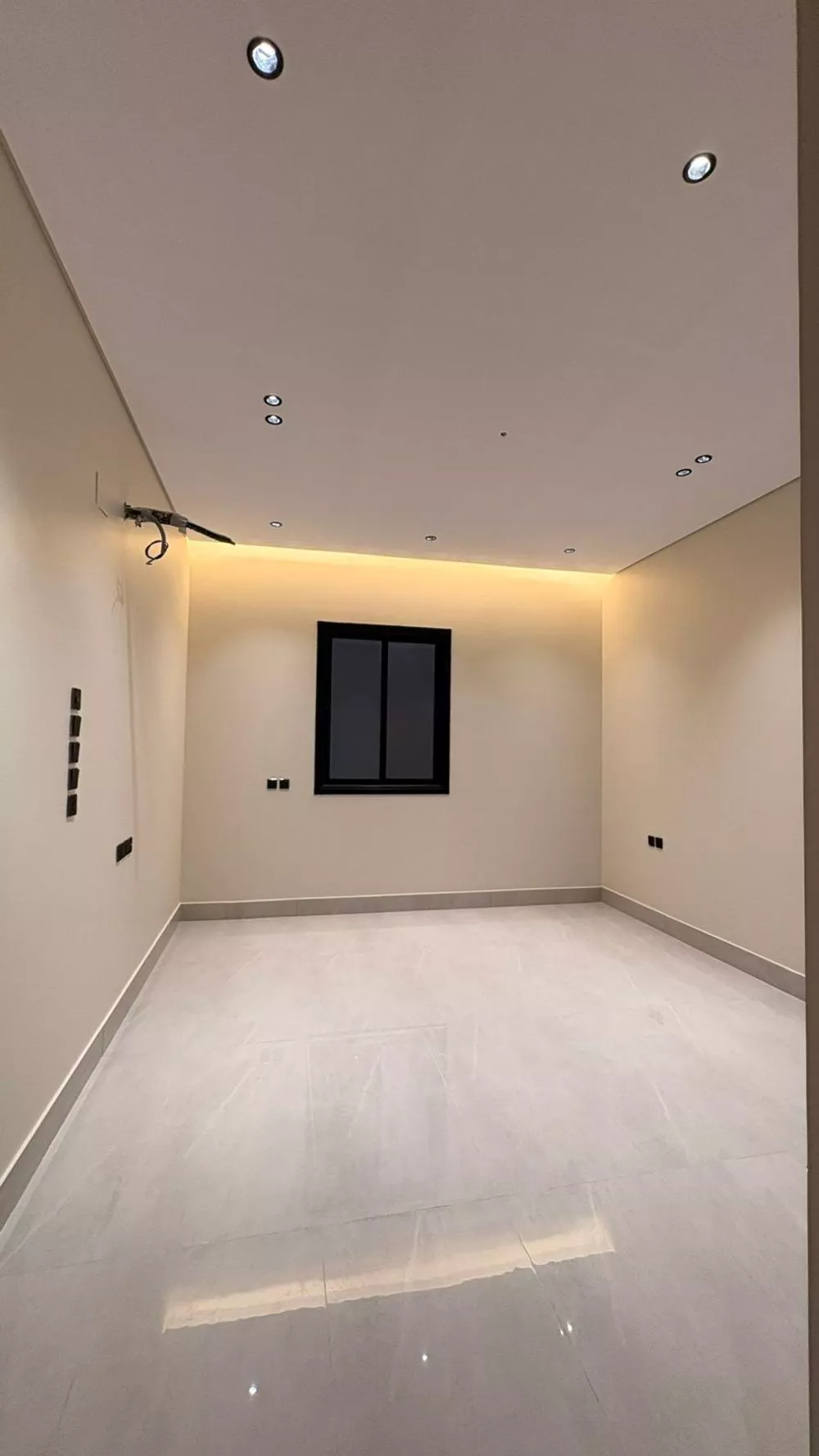 5 bedroom apartment in King Fahd, Madinah 2