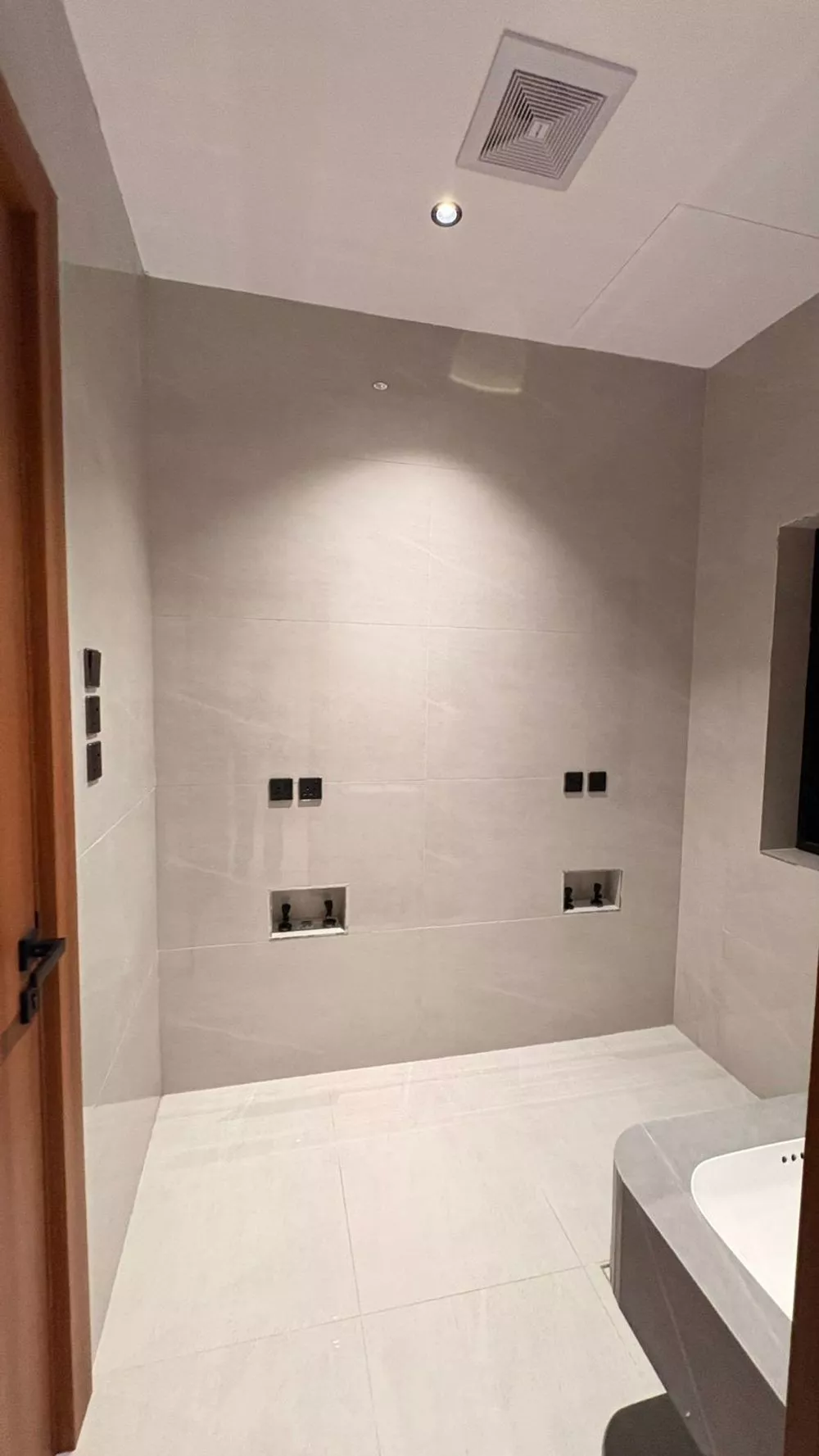5 bedroom apartment in King Fahd, Madinah 3