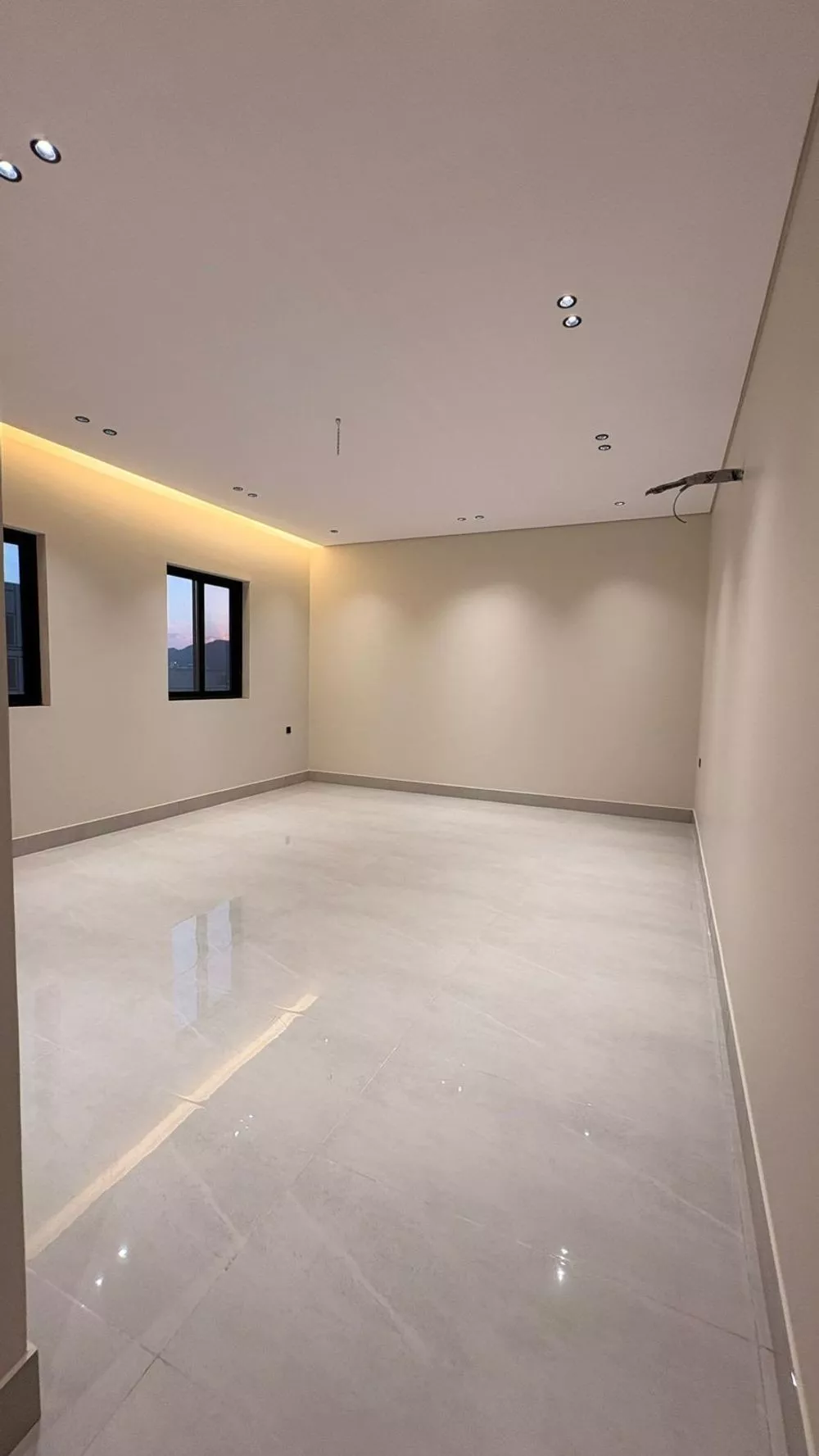 5 bedroom apartment in King Fahd, Madinah 7