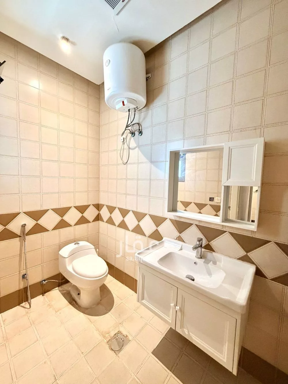 2 bedroom office in Al Aqiq, Riyadh 5