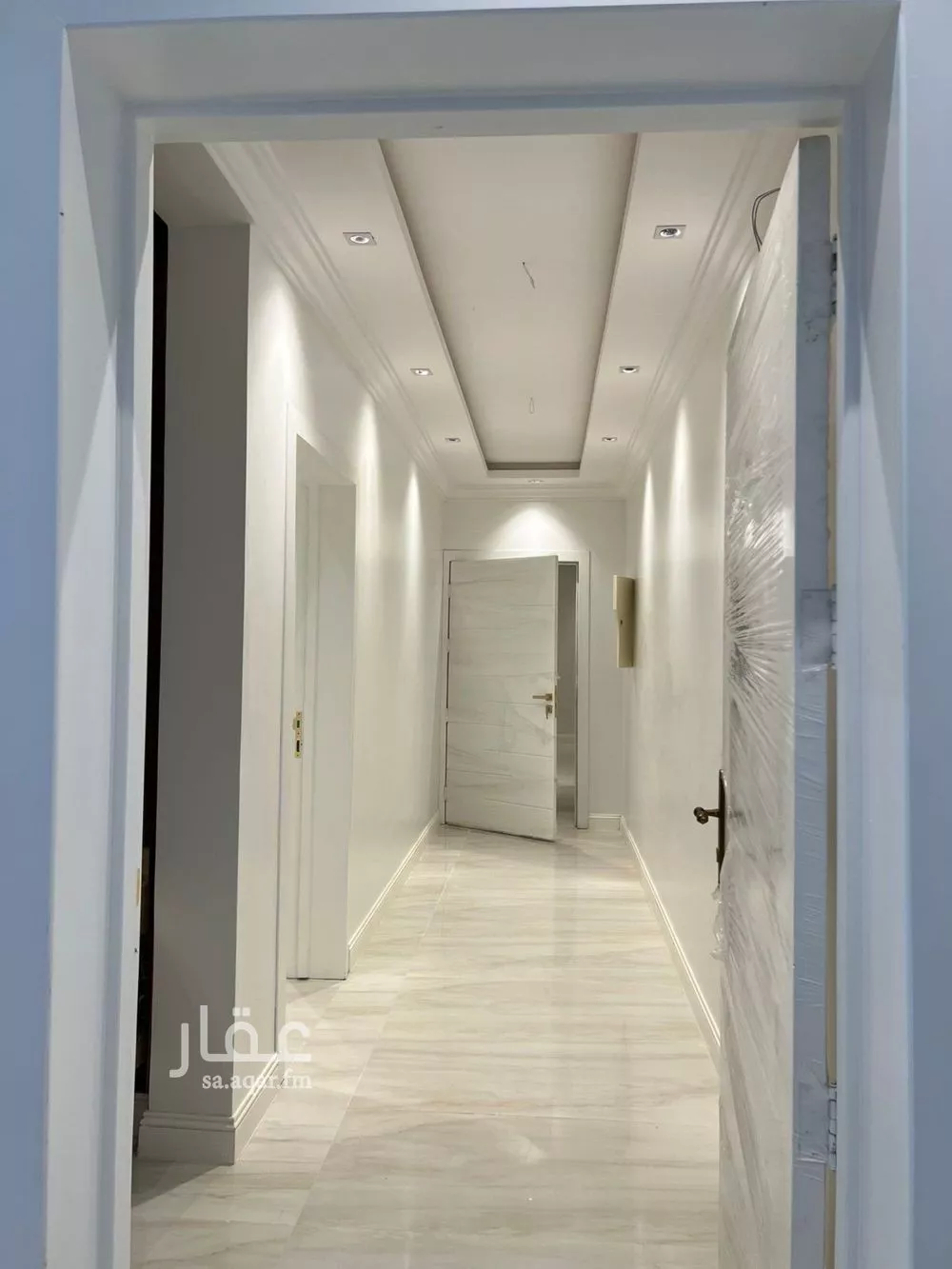 فيلا 8 غرف في طويق 25