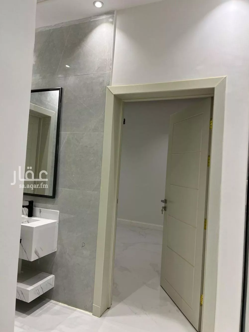 فيلا 8 غرف في طويق 29