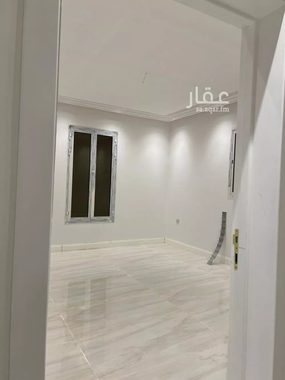فيلا 8 غرف في طويق 9