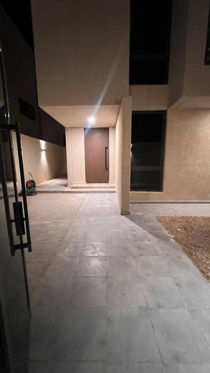 5 bedroom villa in Al Bashaer, Riyadh 3