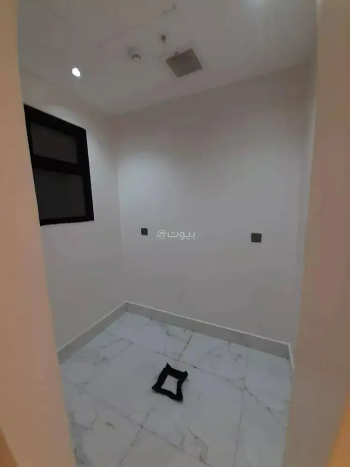 4 bedroom apartment in Granada, Riyadh 6