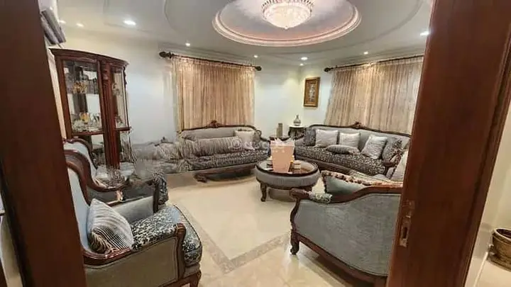 5 bedroom villa in Al Malaz, Riyadh 9