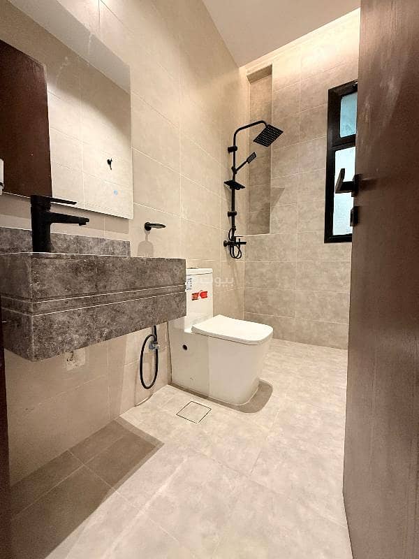4 bedroom apartment in Ar Rayan, Jeddah 4