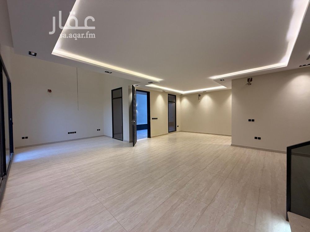 4 bedroom villa in Al Aridh, Riyadh 7