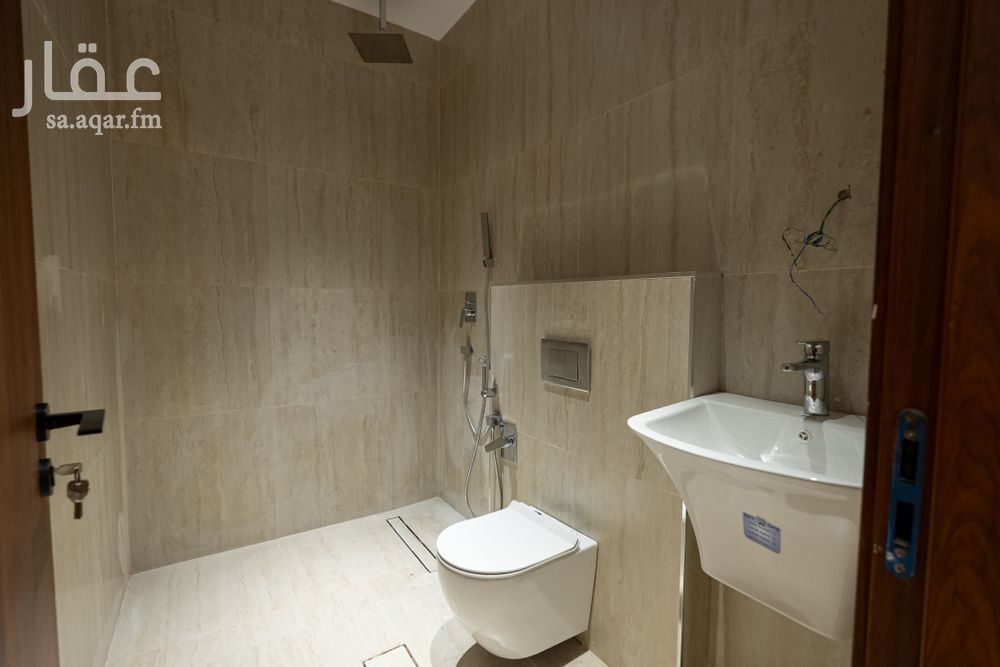 4 bedroom villa in Al Murooj, Riyadh 16