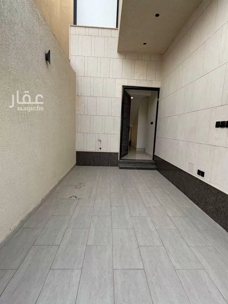 فيلا 4 غرف في الرمال 2