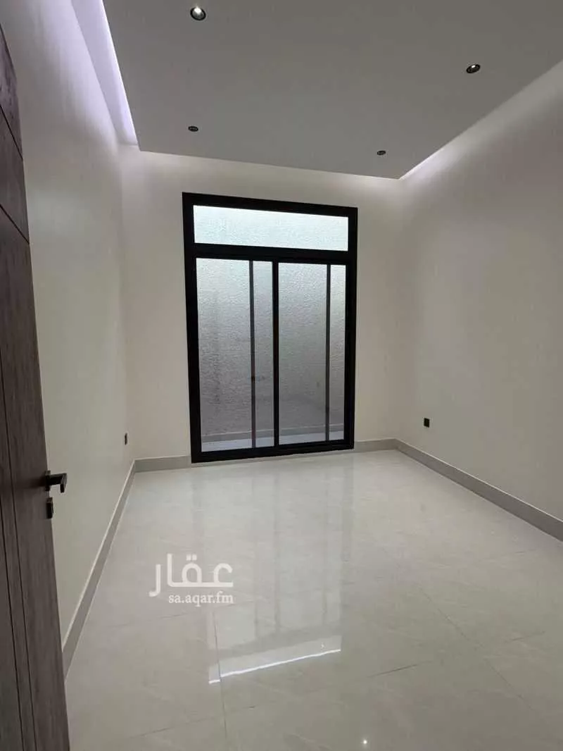 فيلا 4 غرف في الرمال 11
