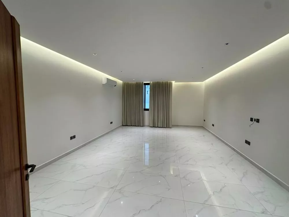 4 bedroom villa in Al Narjis, Riyadh 17