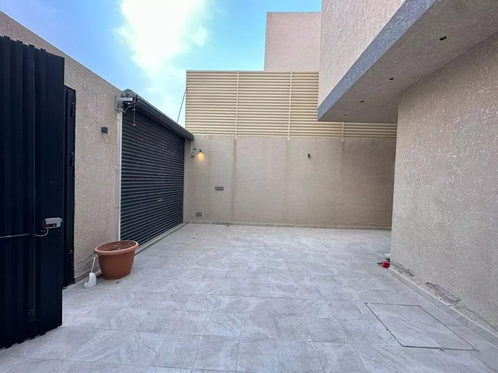 4 bedroom villa in Al Narjis, Riyadh 30