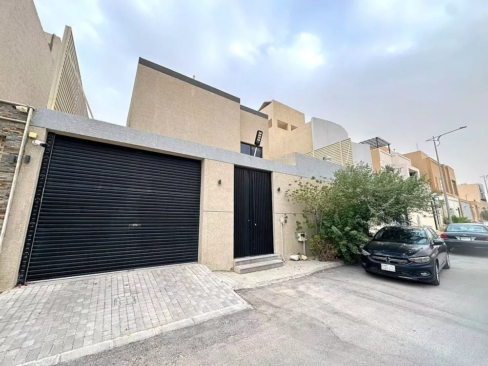4 bedroom villa in Al Narjis, Riyadh 2