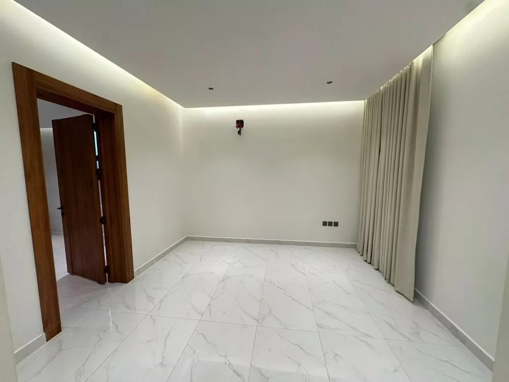 4 bedroom villa in Al Narjis, Riyadh 16