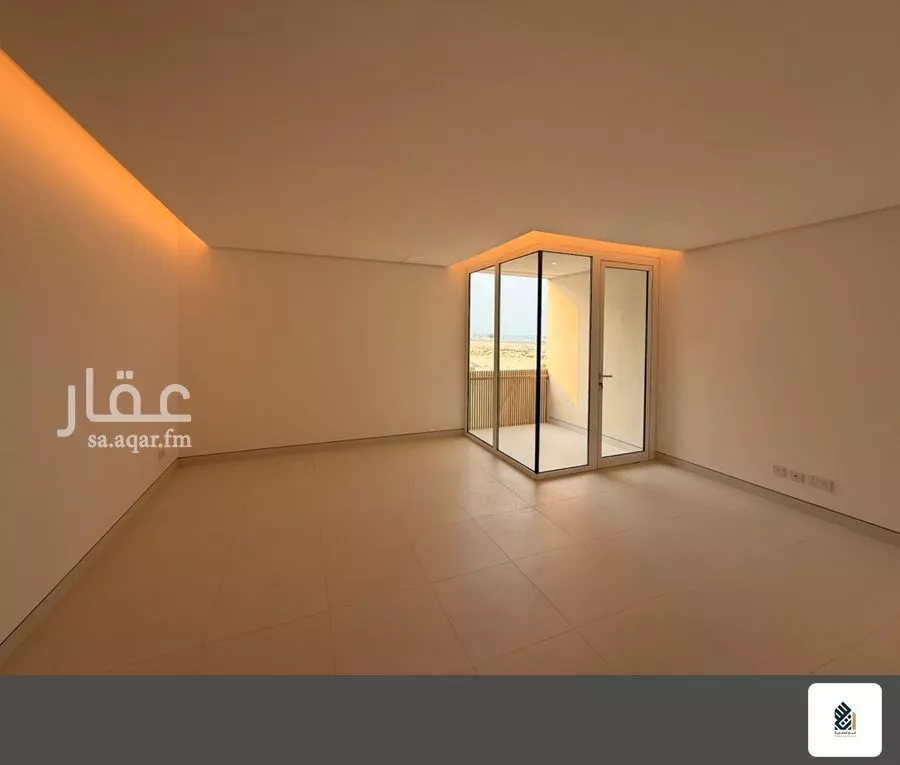 4 bedroom villa in As Sadafah, Eastern Province 2