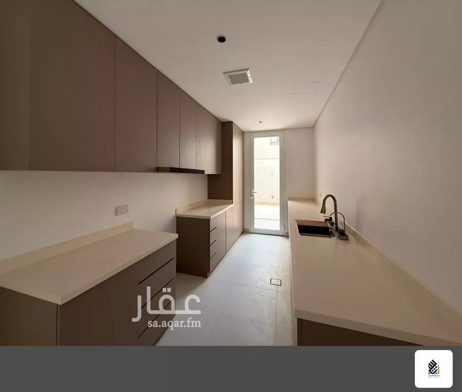 4 bedroom villa in As Sadafah, Eastern Province 3