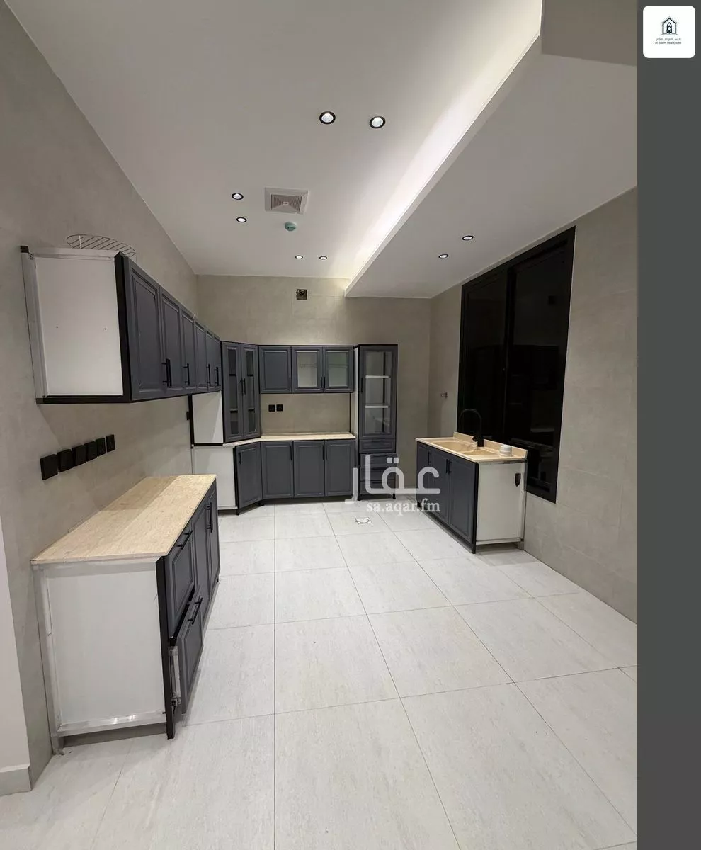 4 bedroom apartment in Dhahrat Laban 2