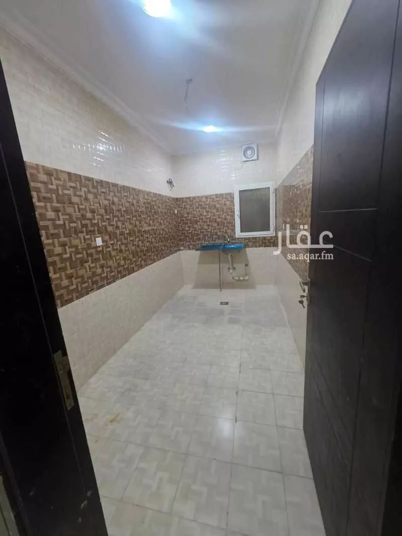3 bedroom apartment in Al Shati, Jazan 5