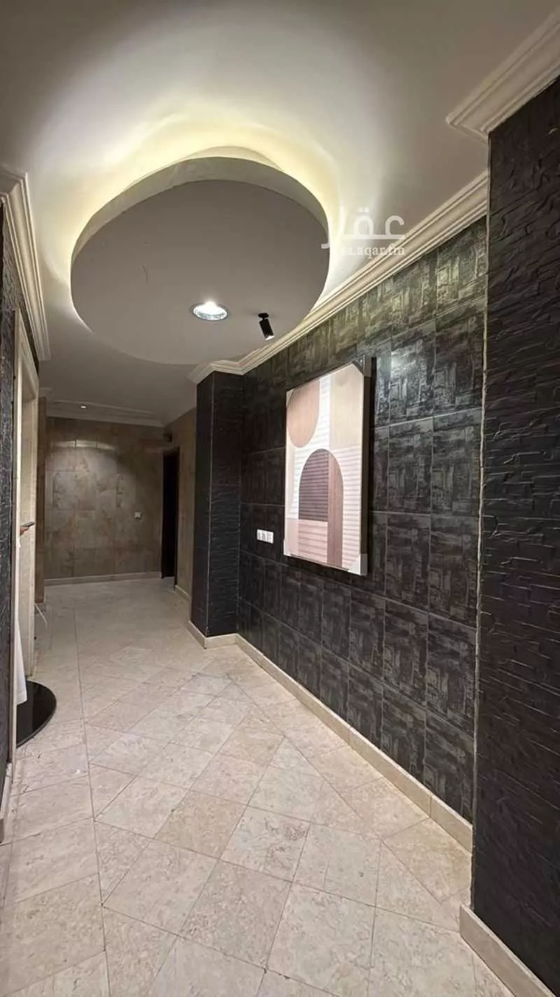 3 bedroom apartment in Al Sharafiyah, Jeddah 3