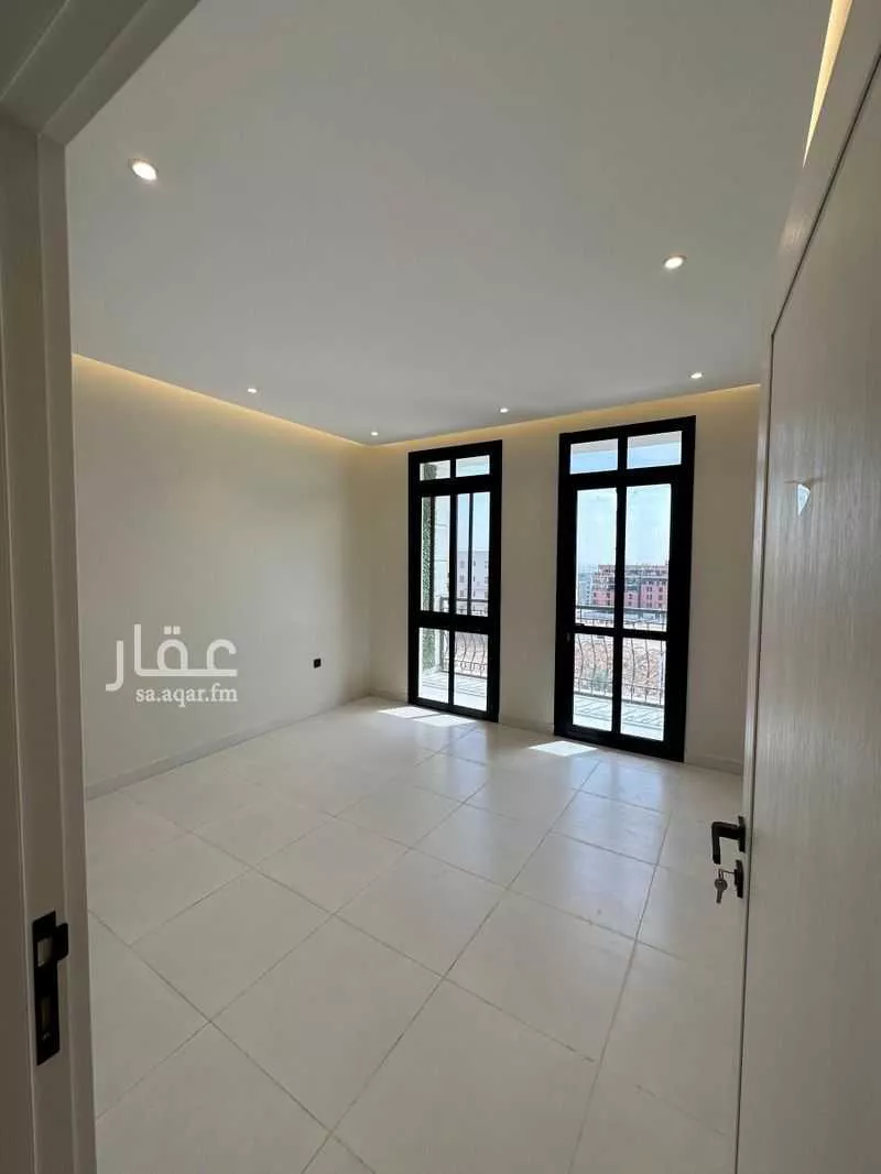 3 bedroom apartment in Taibah, Jeddah 9