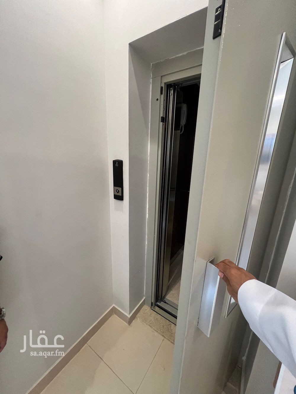 فيلا 5 غرف في الزمرد، جدة 9