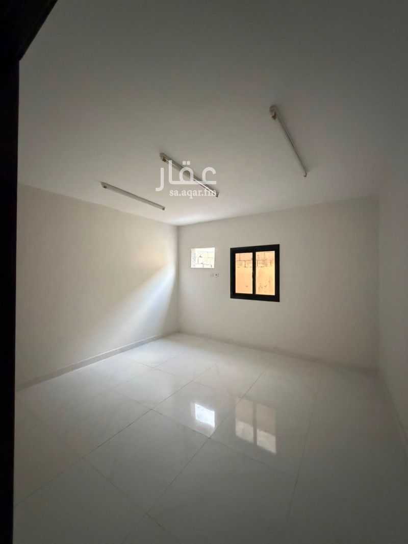 28 bedroom building in Umm Al Hamam Al Sharqi, Riyadh 7