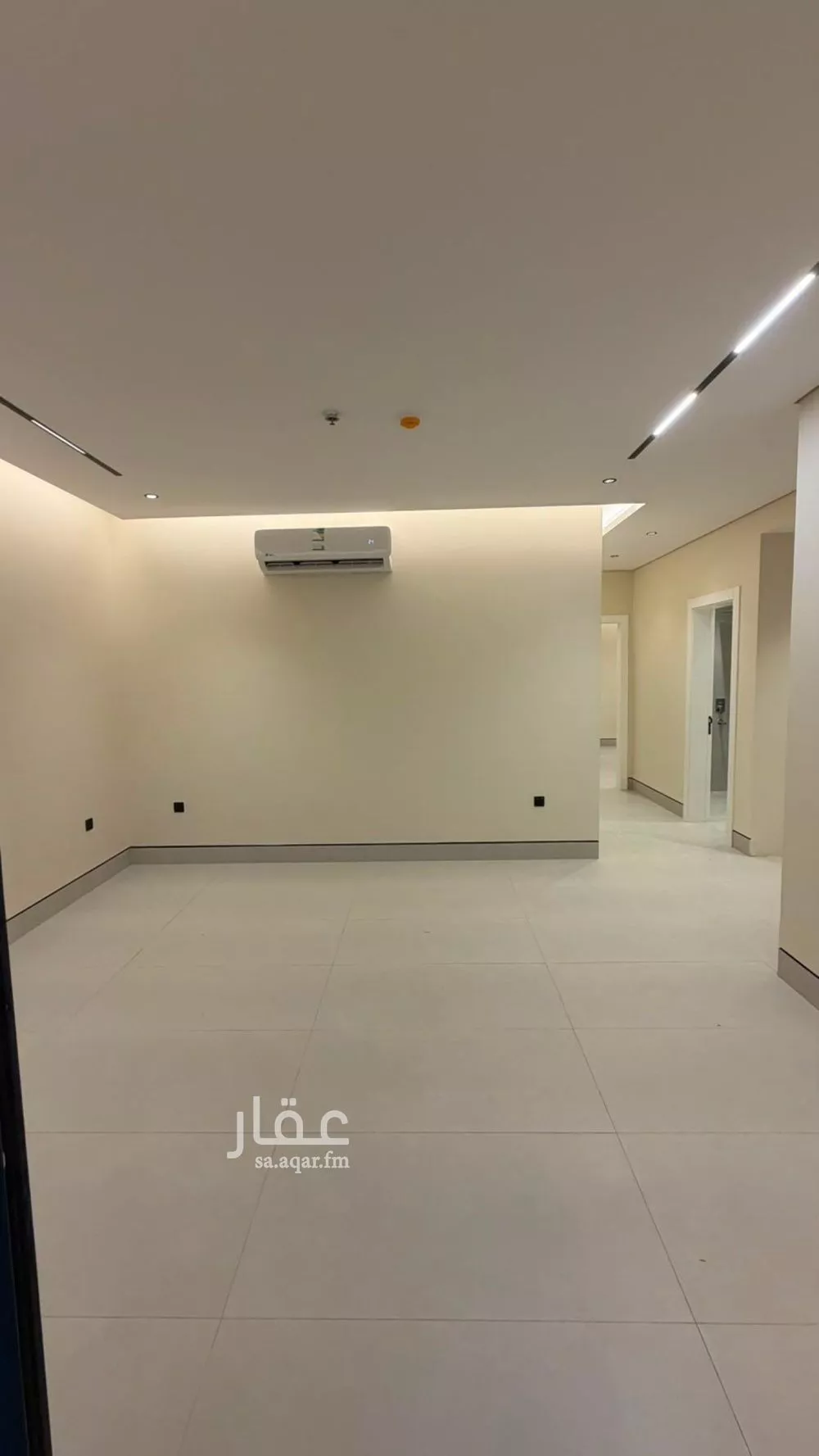 3 bedroom apartment in King Fahd, Riyadh 6