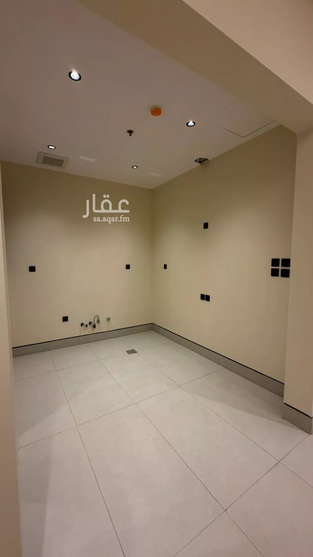 3 bedroom apartment in King Fahd, Riyadh 9