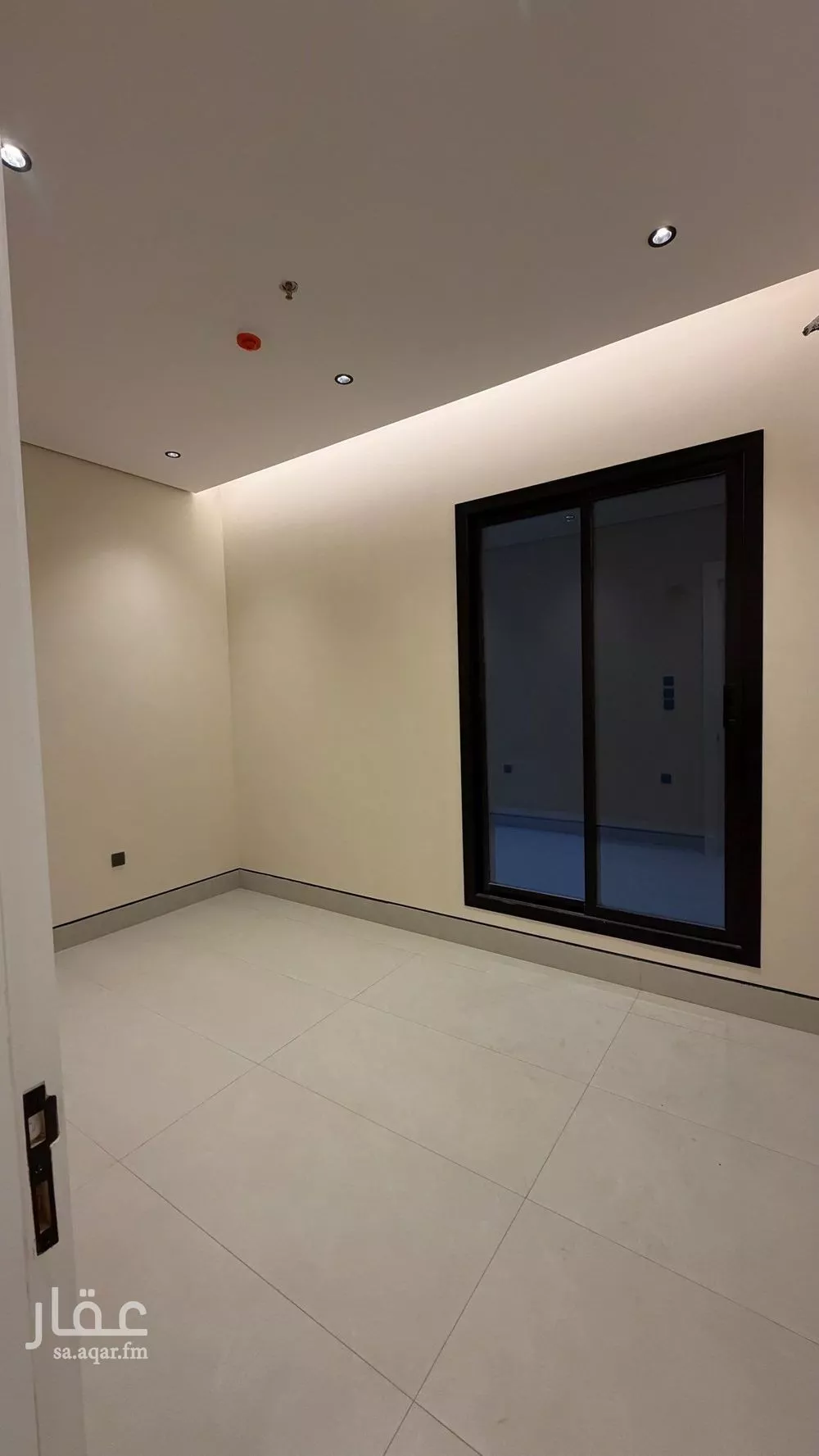 3 bedroom apartment in King Fahd, Riyadh 8