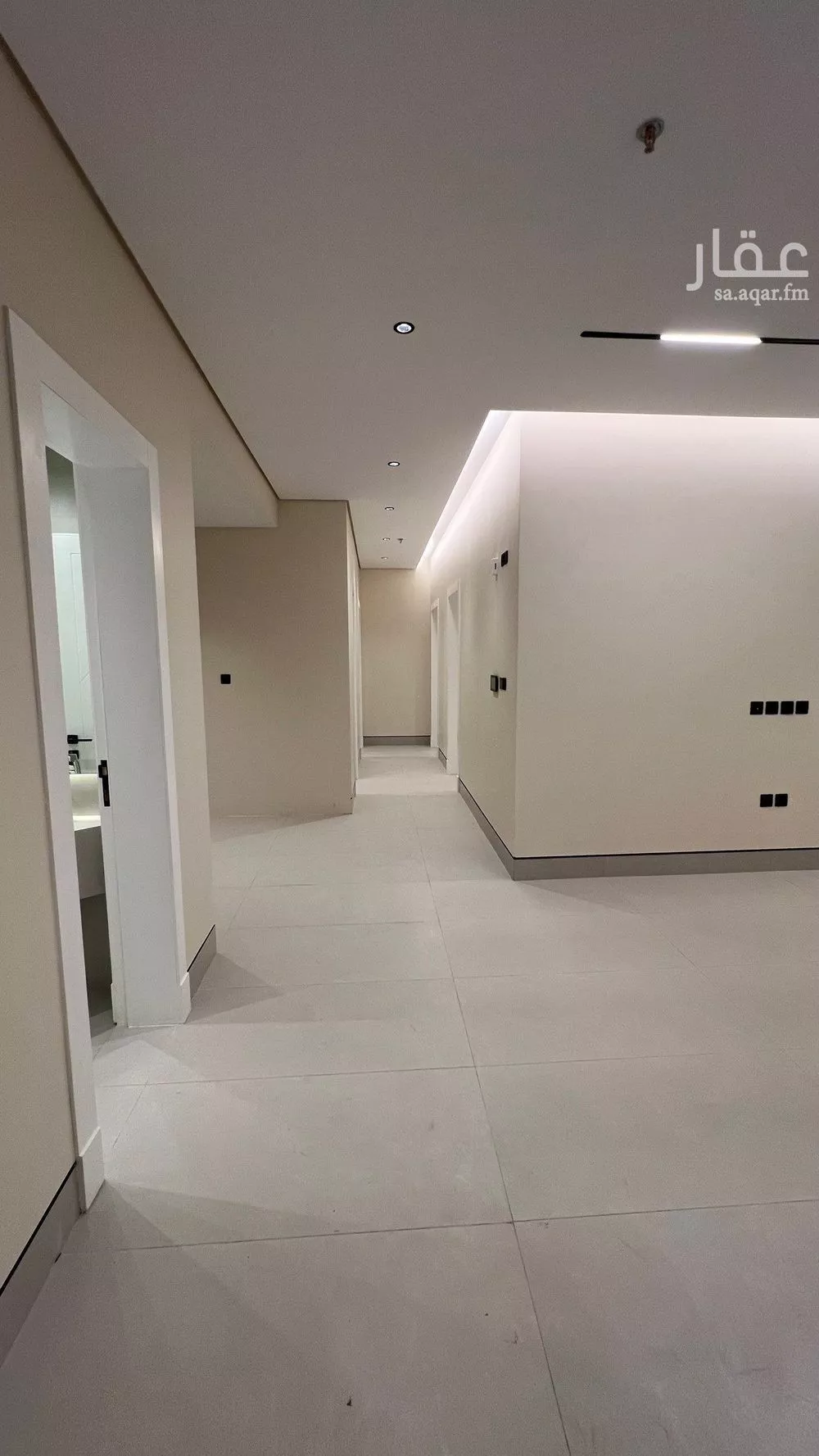 3 bedroom apartment in King Fahd, Riyadh 5