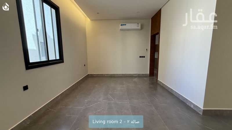 الطابق في العارض