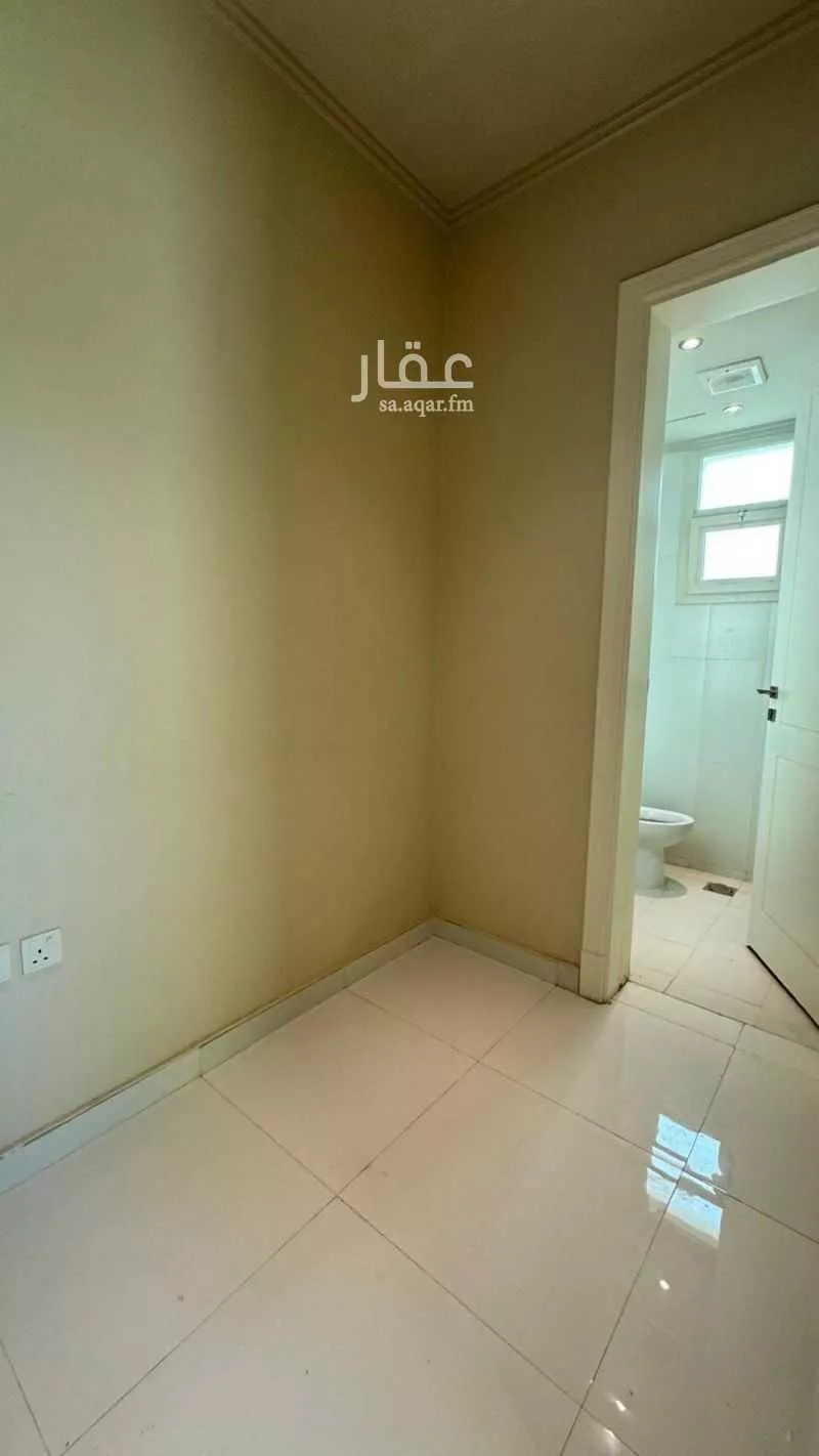 5 bedroom villa in Ar Raid, Riyadh 15