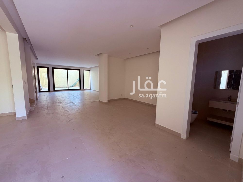 4 bedroom villa in Al Narjis, Riyadh 22