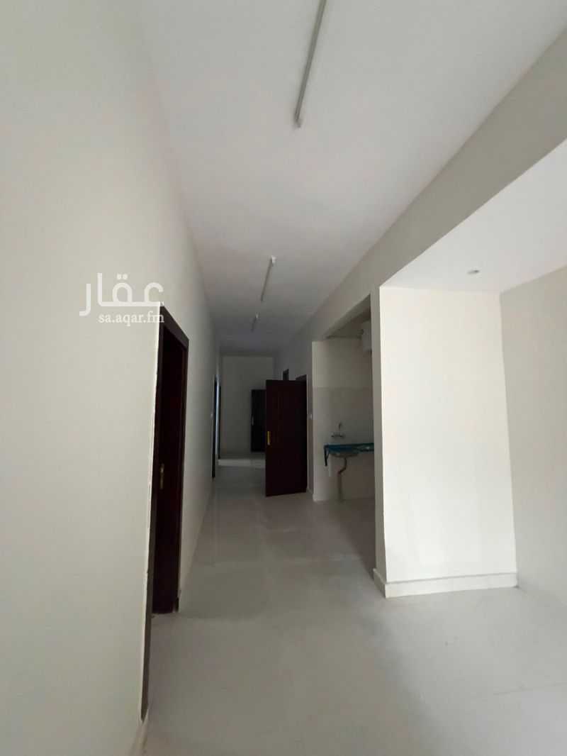 28 bedroom building in Umm Al Hamam Al Sharqi, Riyadh 4