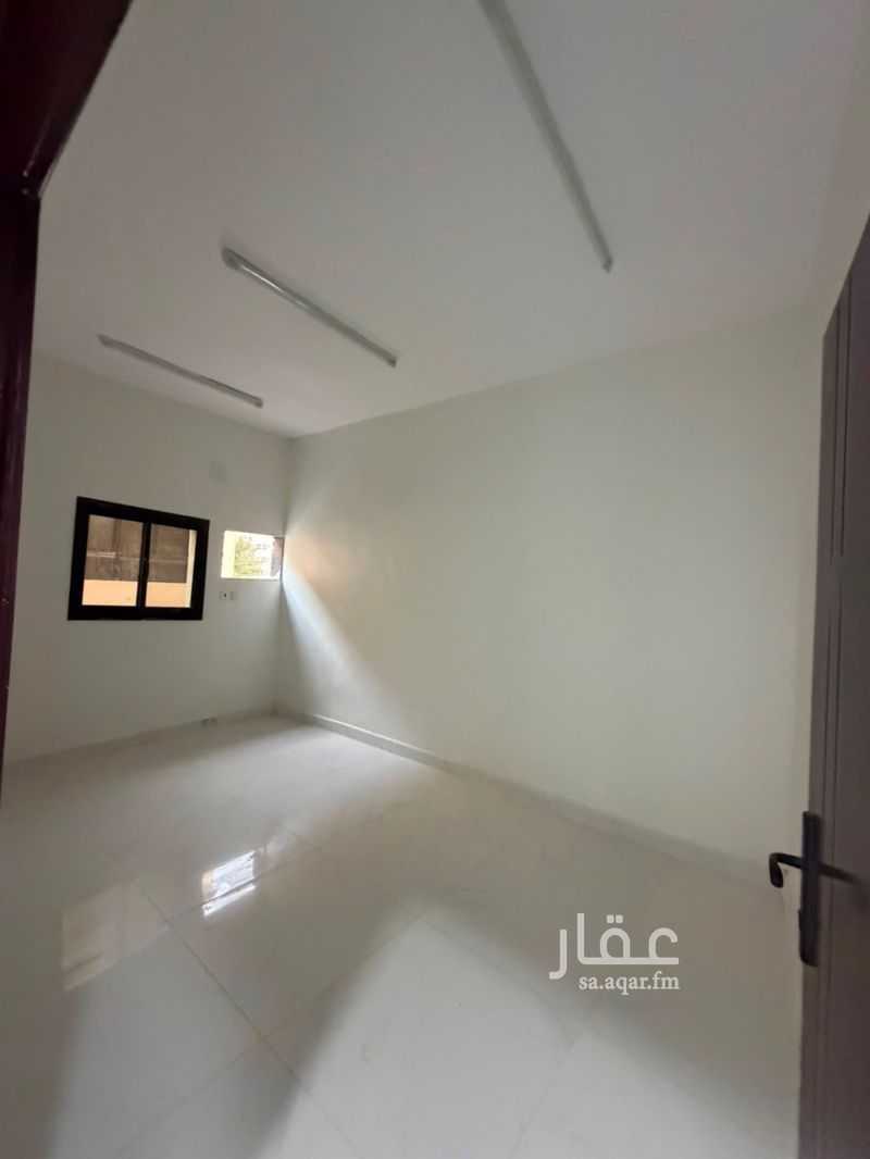 28 bedroom building in Umm Al Hamam Al Sharqi, Riyadh 8
