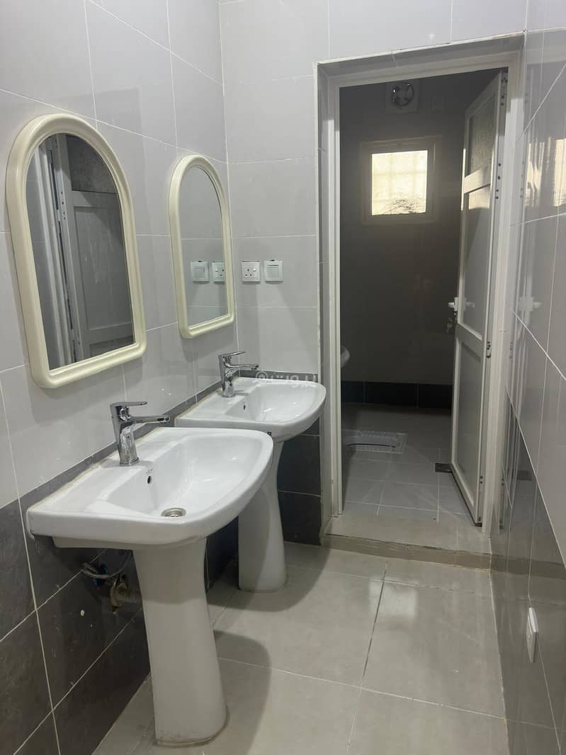 3 bedroom apartment in Taibah, Eastern Province 3