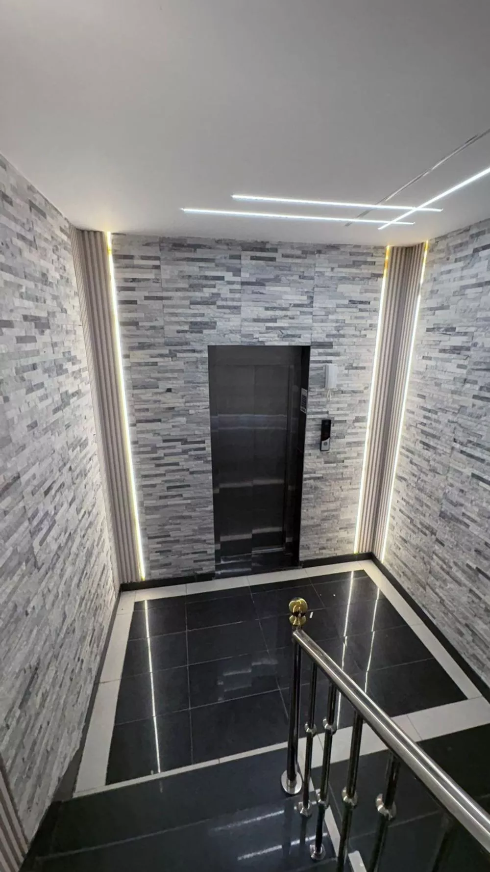 5 bedroom apartment in Al Duwaykhilah, Madinah 6