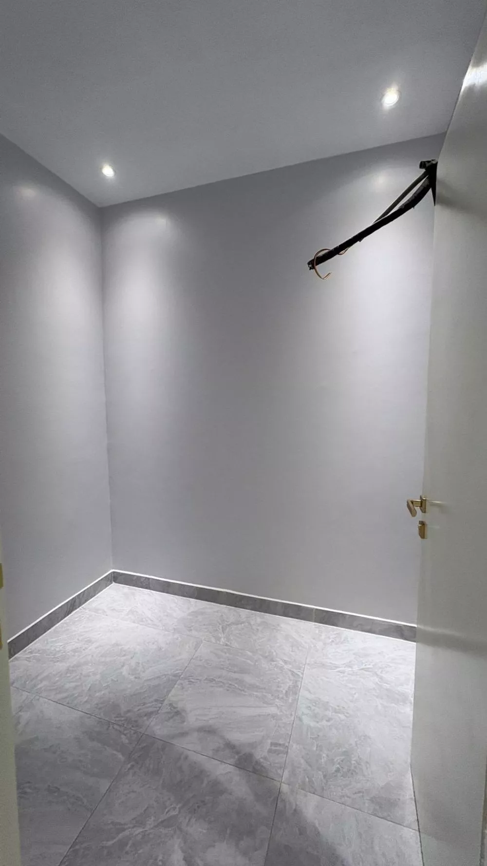 5 bedroom apartment in Al Duwaykhilah, Madinah 13