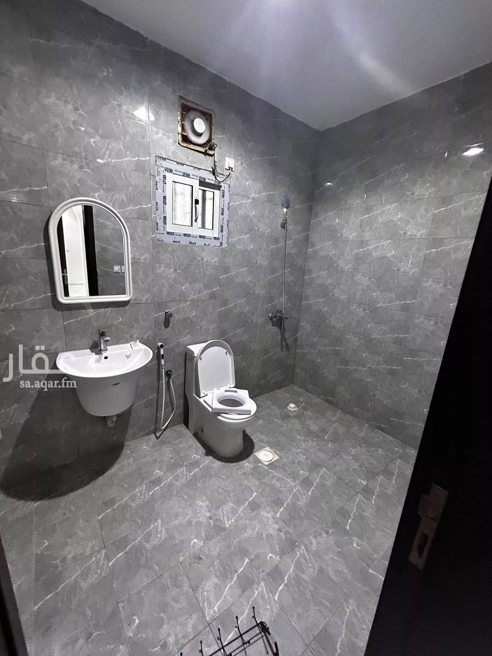 شقة 4 غرف في الرياض، جدة 7