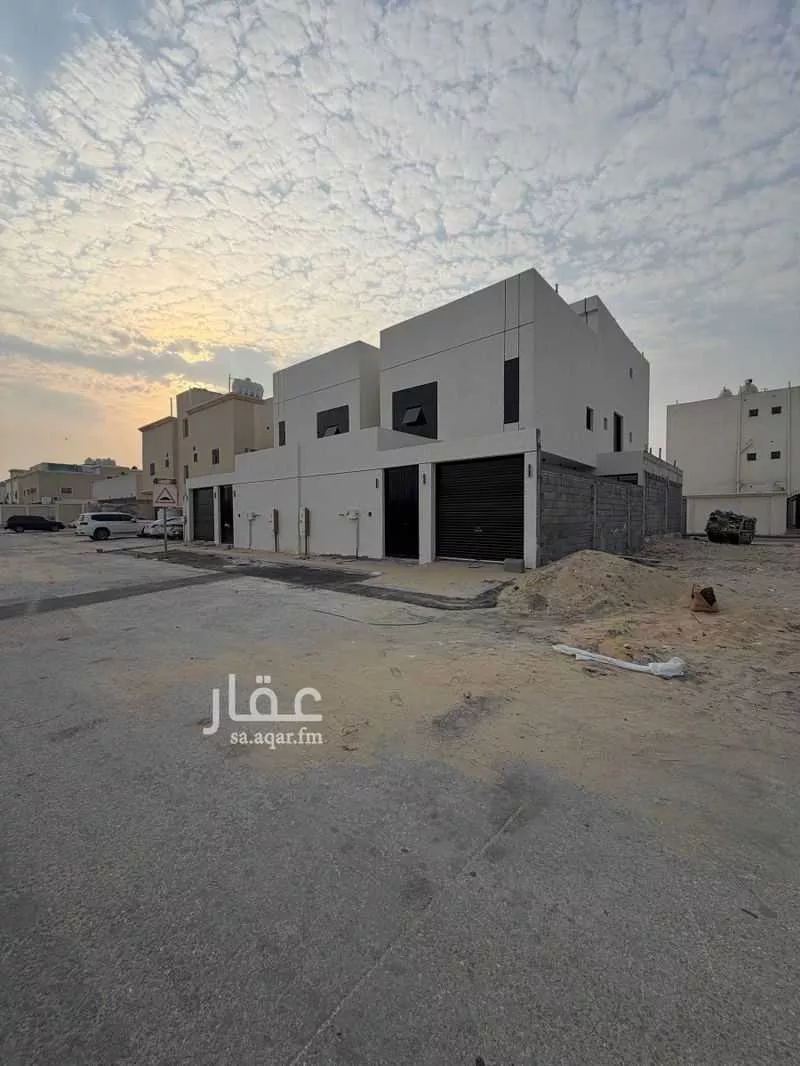 villa in Dahiat King Fahd, Eastern Province 4
