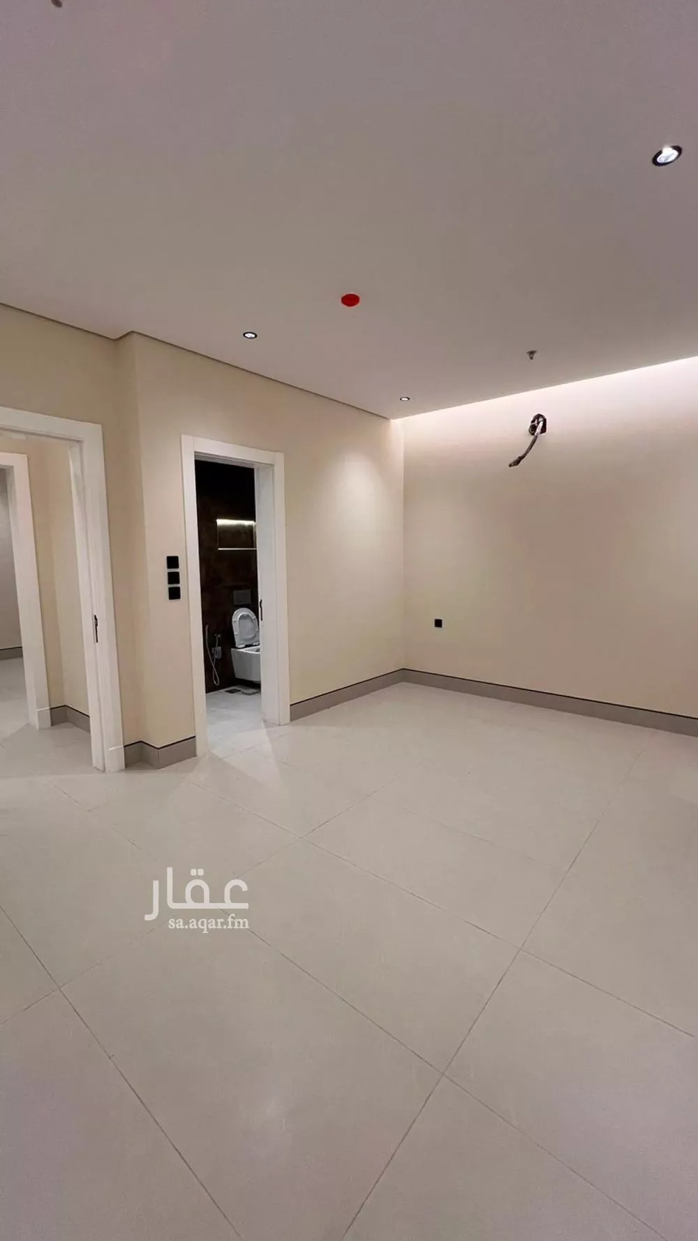 3 bedroom apartment in King Fahd, Riyadh 10