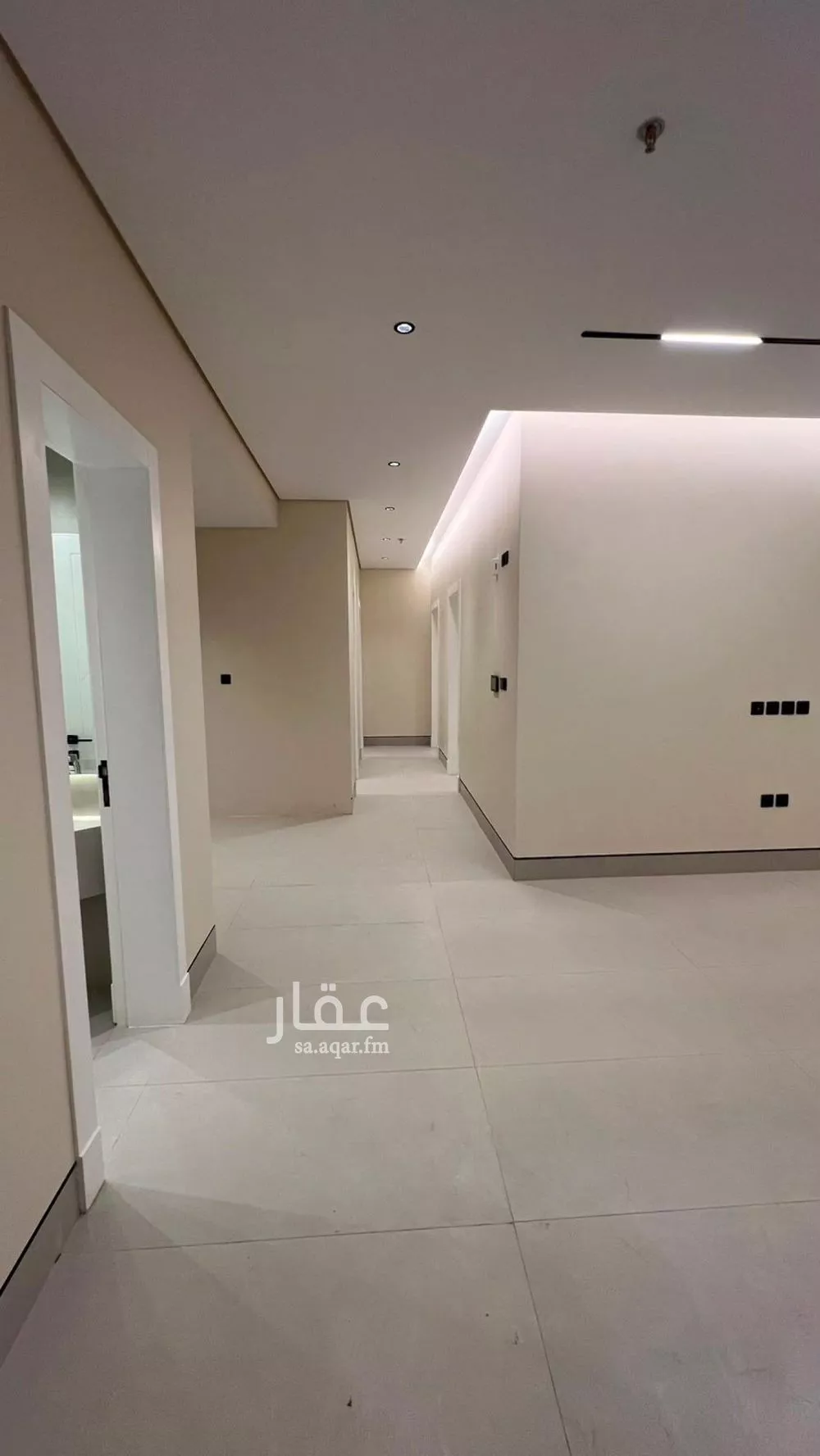 3 bedroom apartment in King Fahd, Riyadh 4