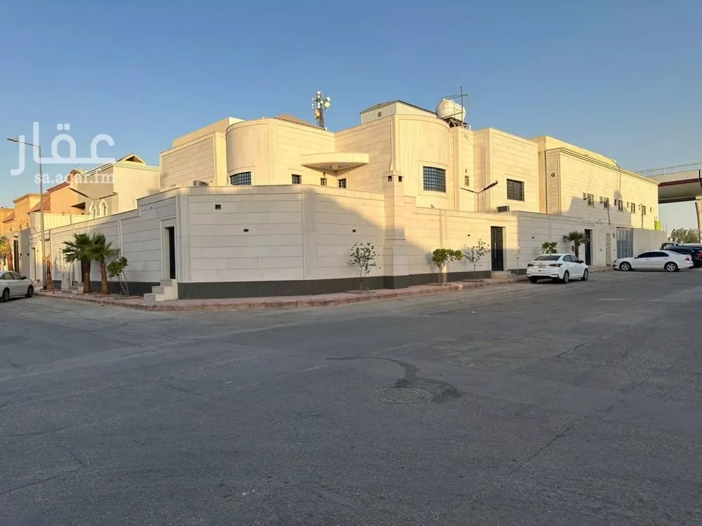6 bedroom villa in Granada, Riyadh 3