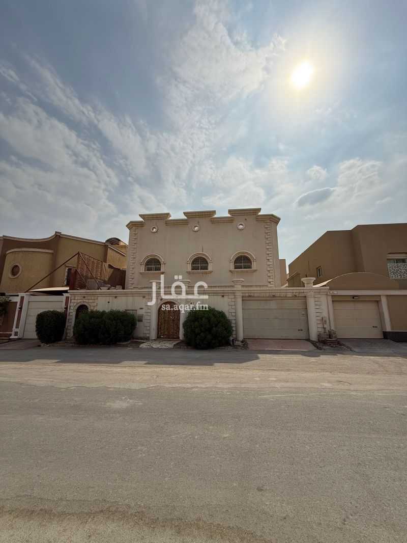 4 bedroom villa in At Taawon, Riyadh 15
